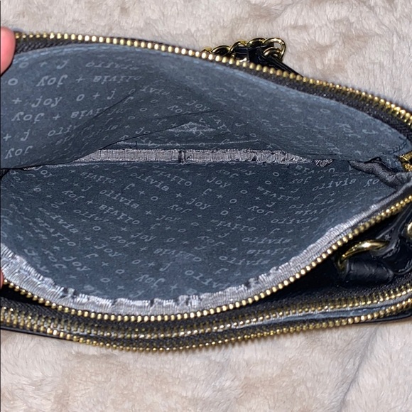 *SOLD* Olivia + Joy Purse - Picture 3 of 6